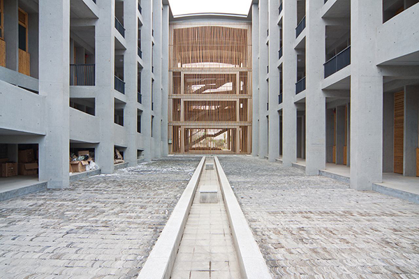 二級(jí)建造師備考知識(shí):不多見的“清水混凝土”結(jié)構(gòu)