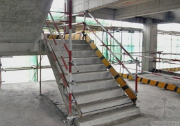 二級(jí)建造師考試建筑工程施工安全管理：洞口、臨邊防護(hù)