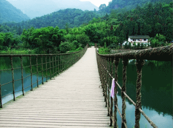 二級(jí)建造師考試公路知識(shí)點(diǎn)：施工便道、便橋建設(shè)